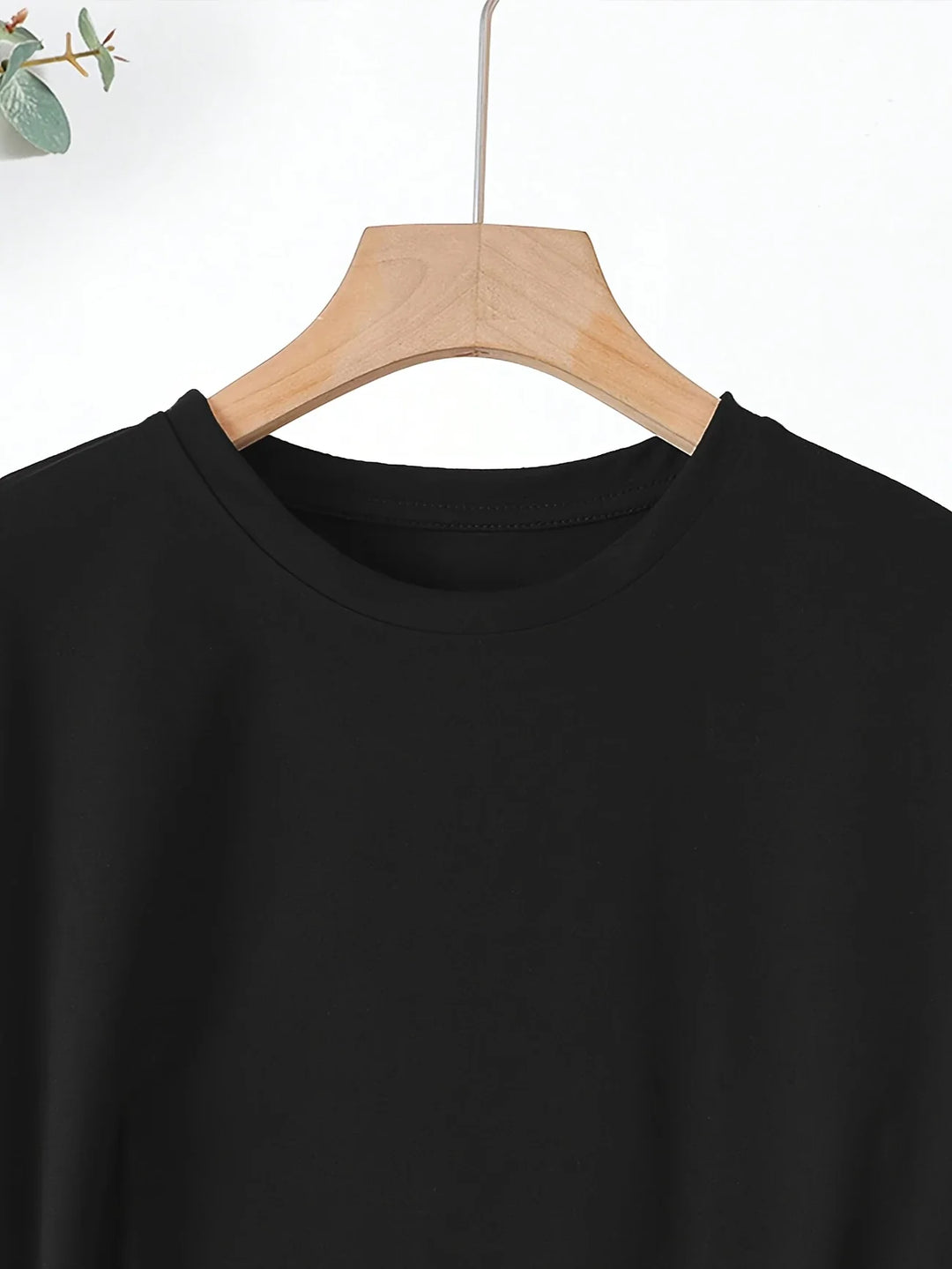 Larson - חולצת טי שרוול קצר בסגנון קז'ואל עם הדפס לב