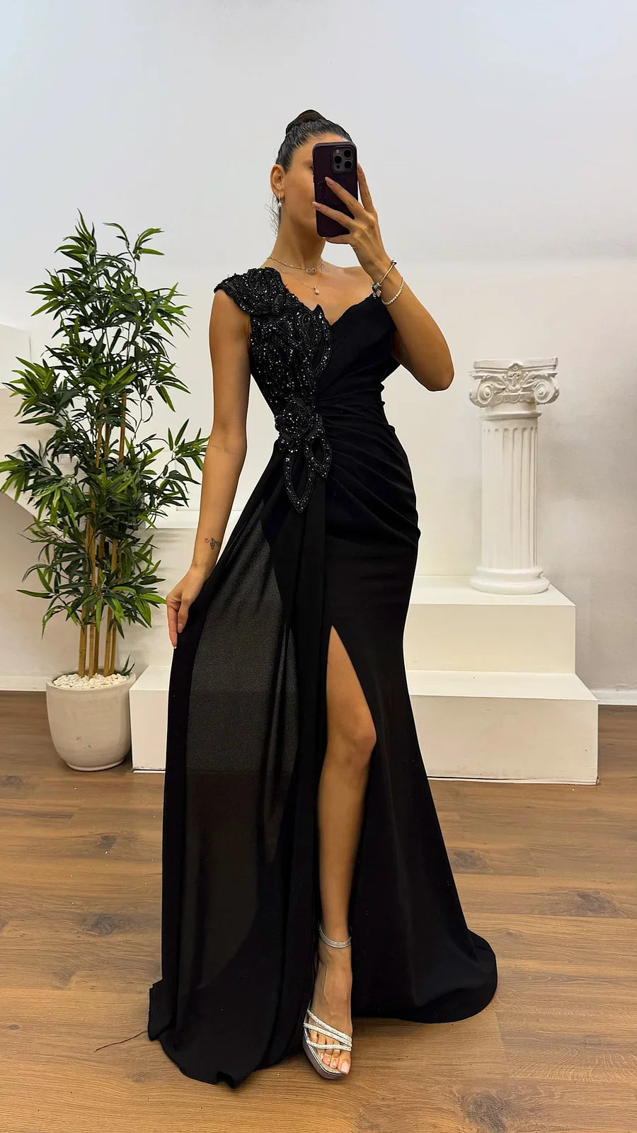 Kamarya - שמלת ערב קפלים נושמת