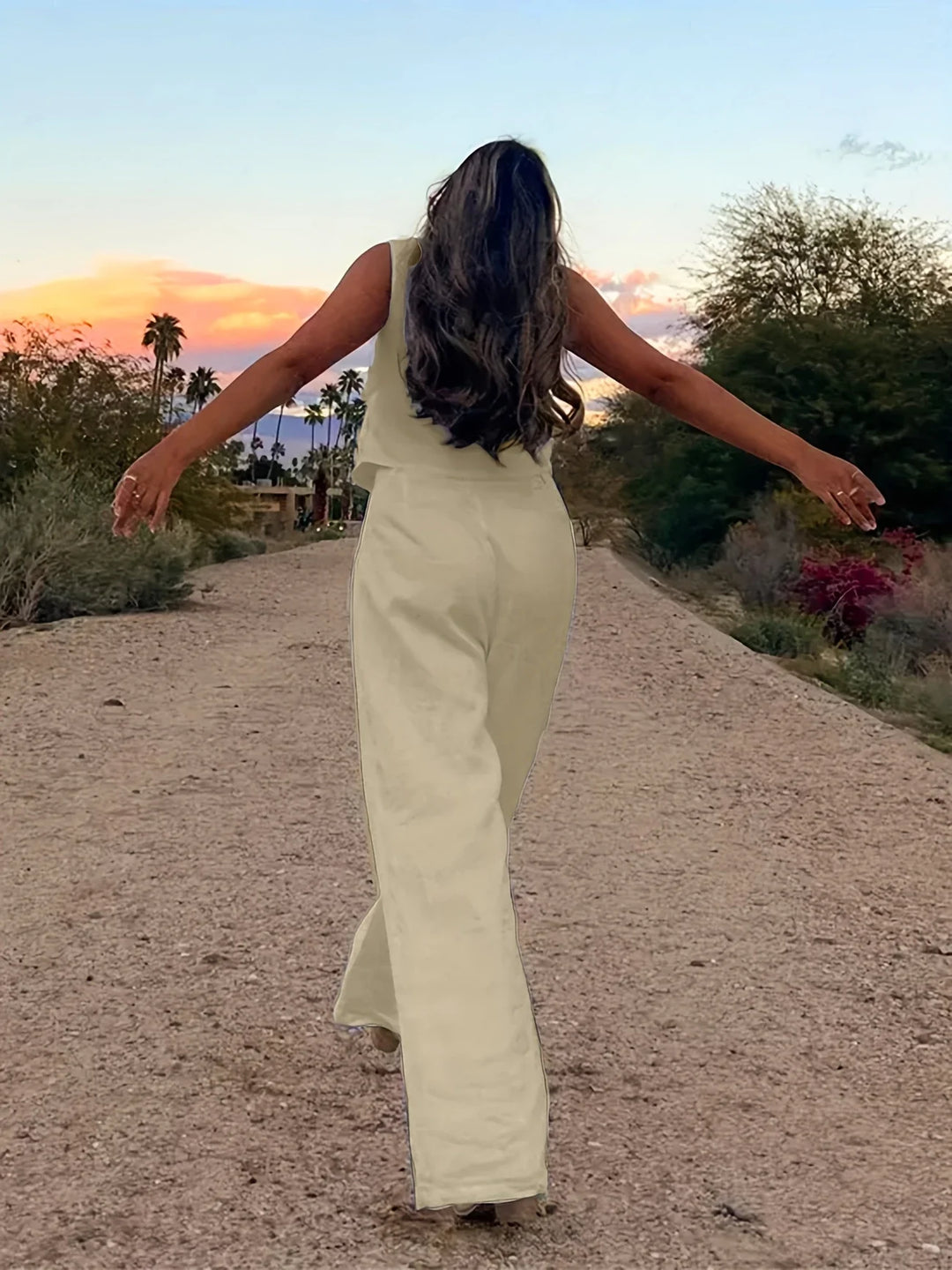 Jorja - סט אלגנטי ללא שרוולים בשני חלקים