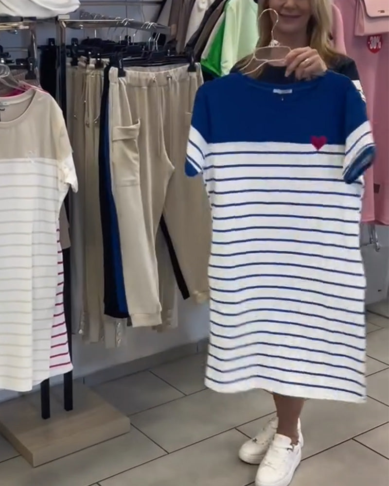 Luella - שמלת פסים יומיומית עם מפתח עגול