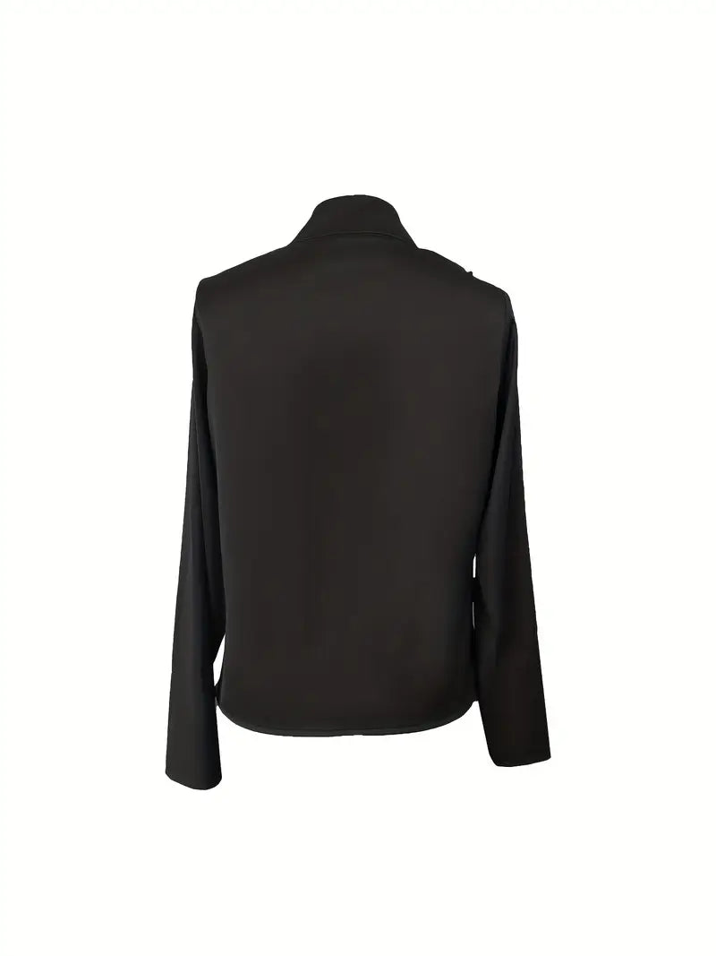 Nalora - חולצת סאטן עם מחשוף V וקיפולים