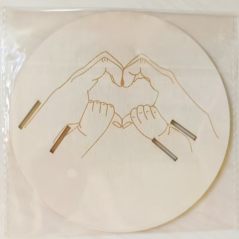 BirthMark - לוחית עץ לצמיד לידה