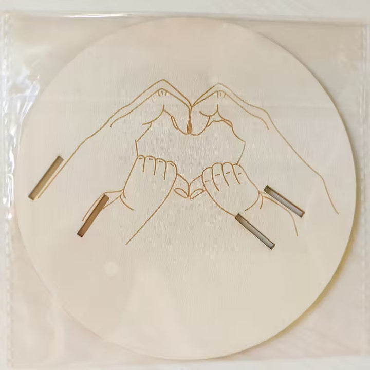 BirthMark - לוחית עץ לצמיד לידה