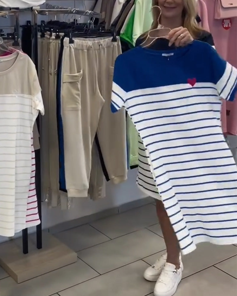 Luella - שמלת פסים יומיומית עם מפתח עגול