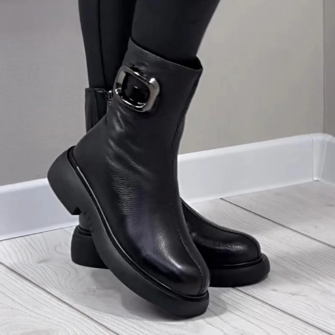 Moniek - מגפי עור עם אבזם