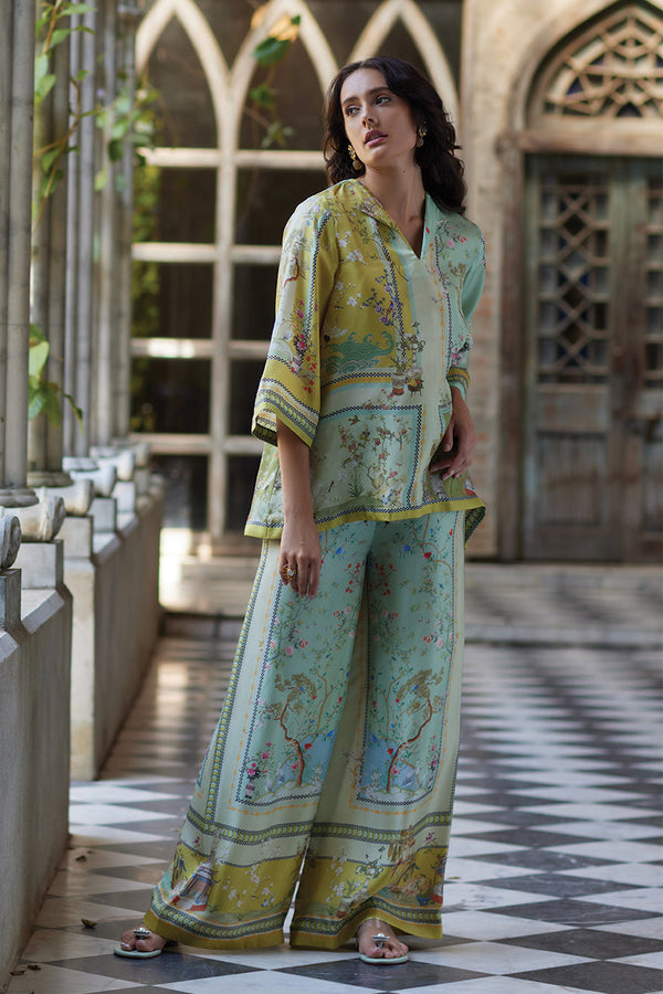 Paulette - סט מכנסיים עם פרחים בסגנון פיוז'ן