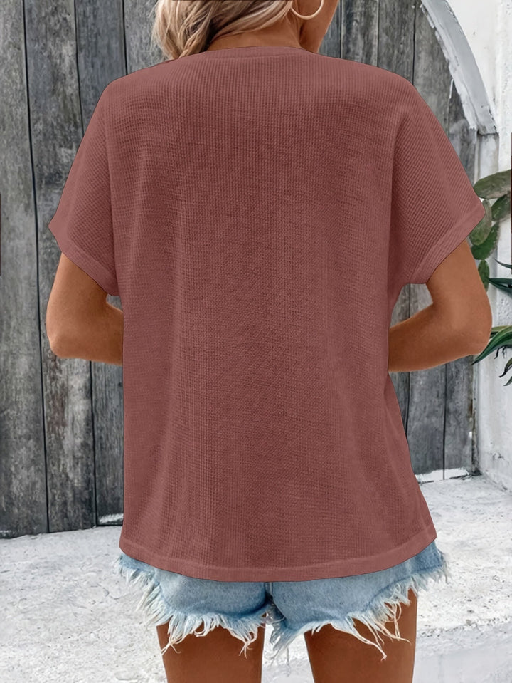 Marylou - חולצה יומיומית עם שרוול קצר וצווארון עגול