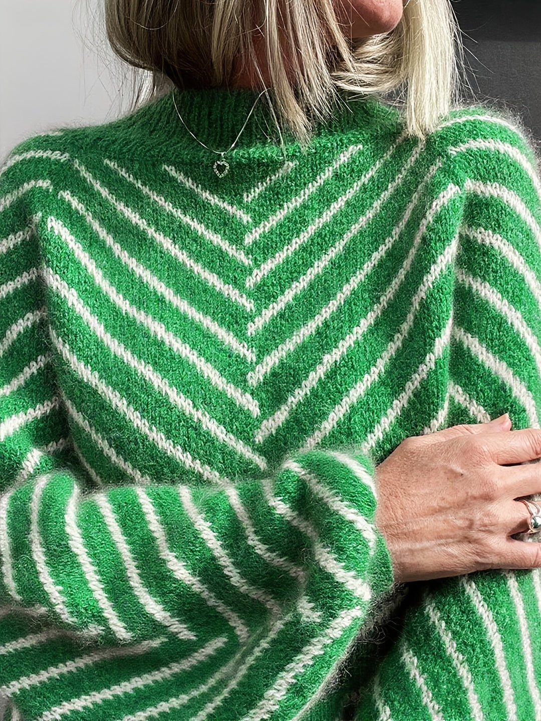 Klarysa - סוודר סרוג קז'ואל עם שרוולים ארוכים