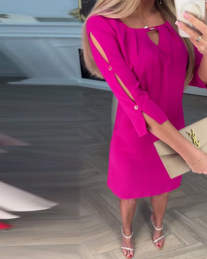 Kamelia - שמלת מיני עם שרוולים עם חריץ מפתח