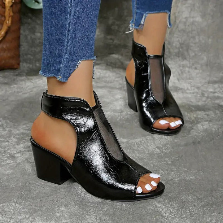 Thomis - סנדלי עור עם אצבעות פתוחות ומניעת החלקה