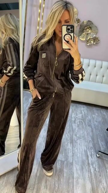 Laoise - חליפת טרנינג מקורדרוי עם גימור פסים