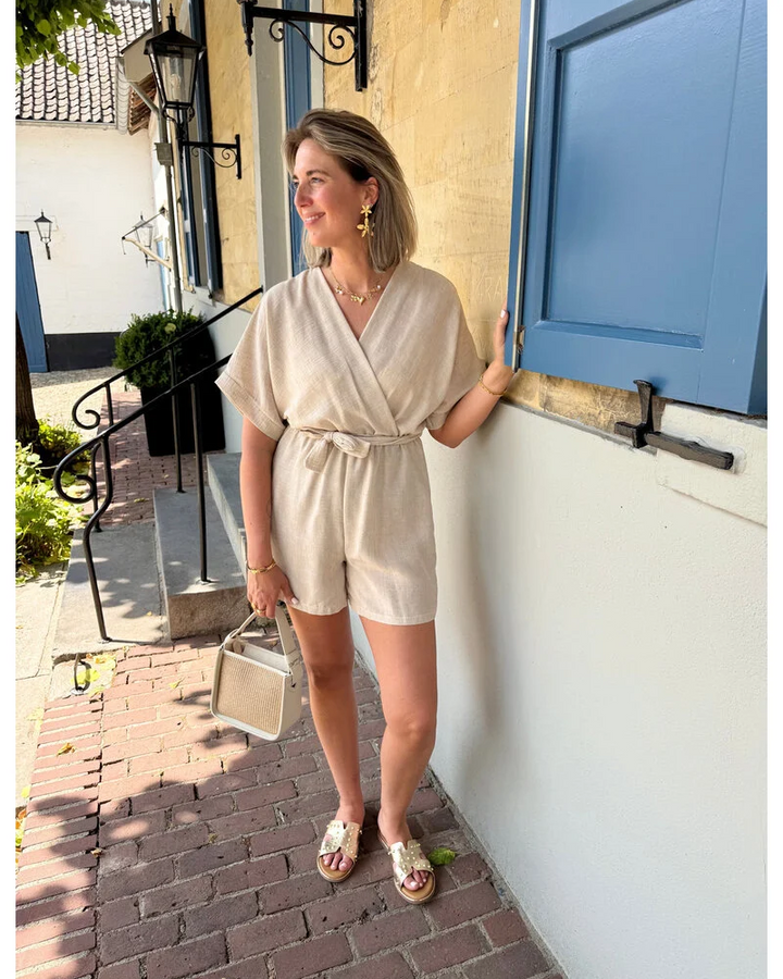 Lerusik - אוברול קצר עם שרוולים קצרים מבד פשתן