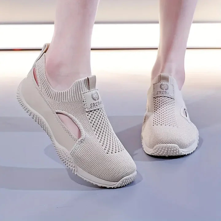 Aderia - סניקרס נושמות ללא שרוכים