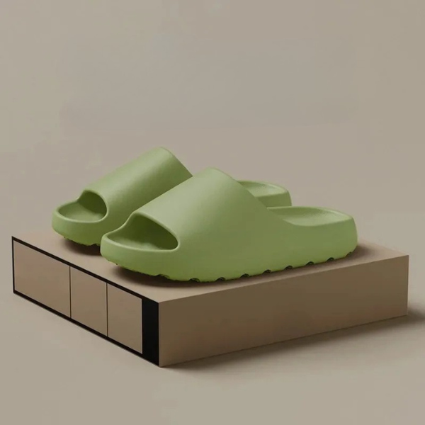 Lyolka - כפכפי נוחות לחוף הים