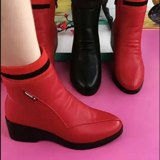 Nuraini - מגפי חורף עם סוליה רכה