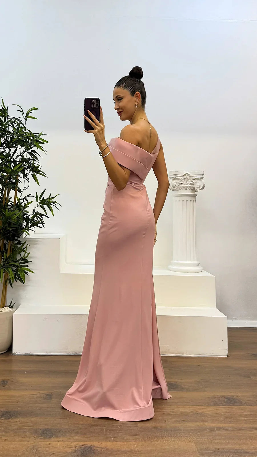 Kamarya - שמלת ערב קפלים נושמת