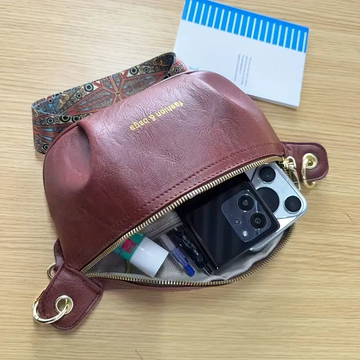 Jasleen - תיק כתף עם רצועה רחבה