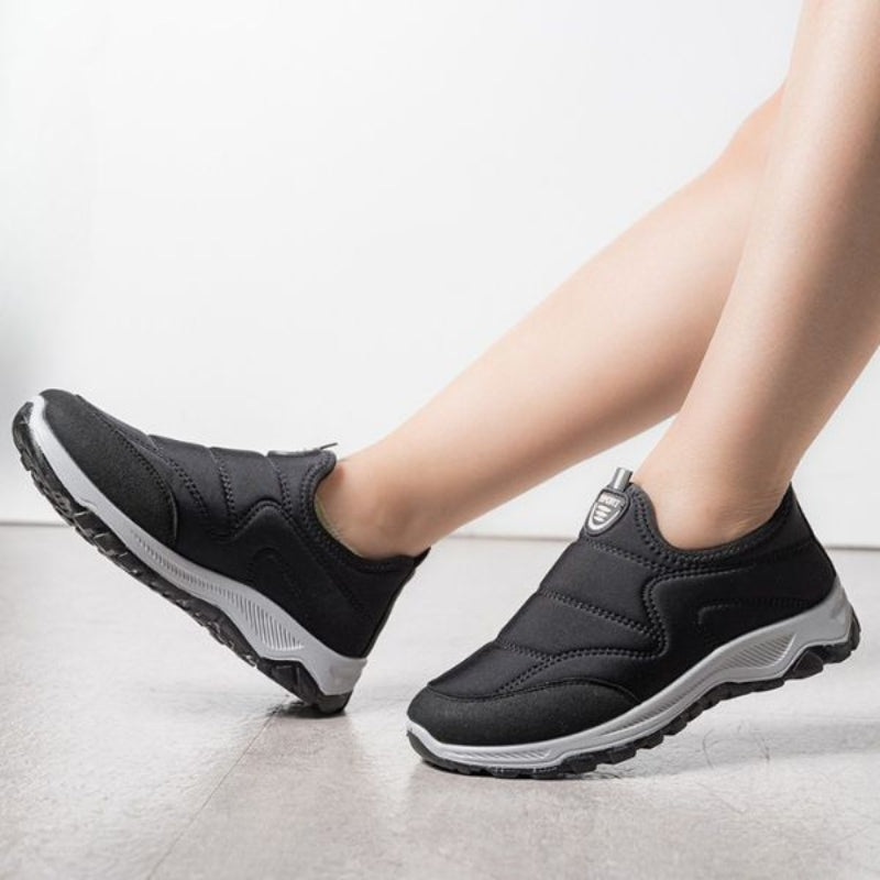 Zelmira - נעלי ספורט חורפיות אוניברסליות