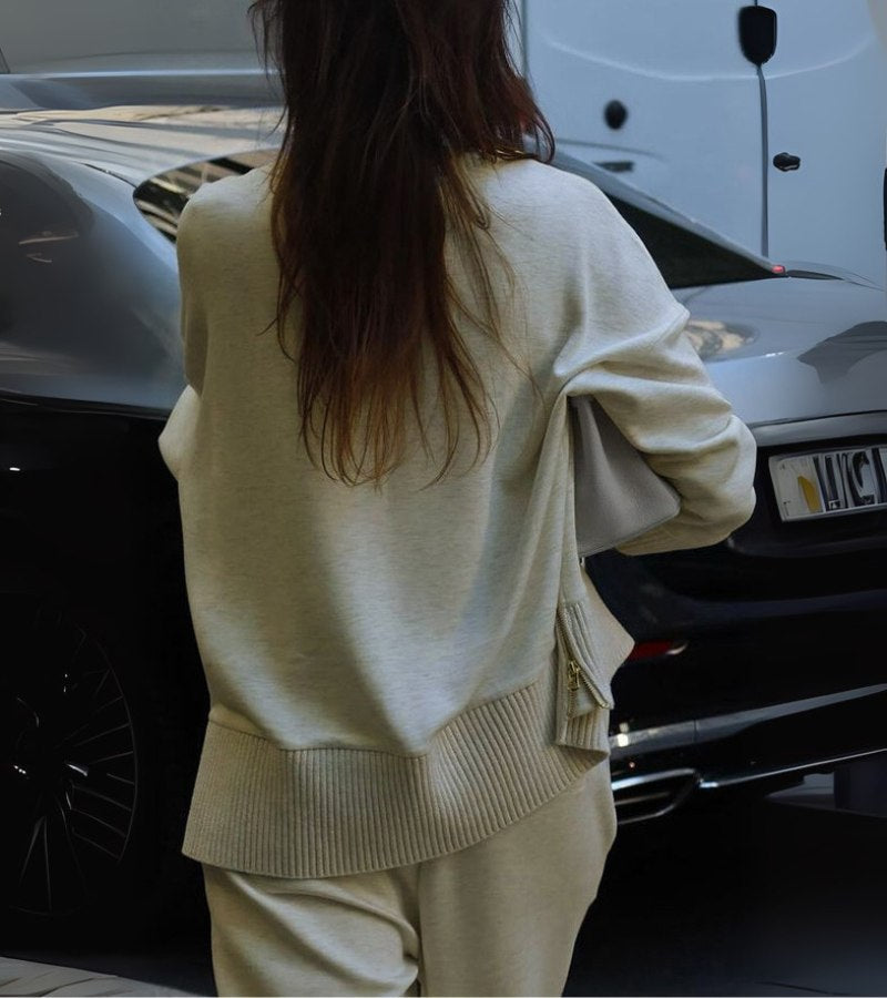 Blandine - סט סריג דו-חלקים: סוודר גולף ומכנסיים רחבים