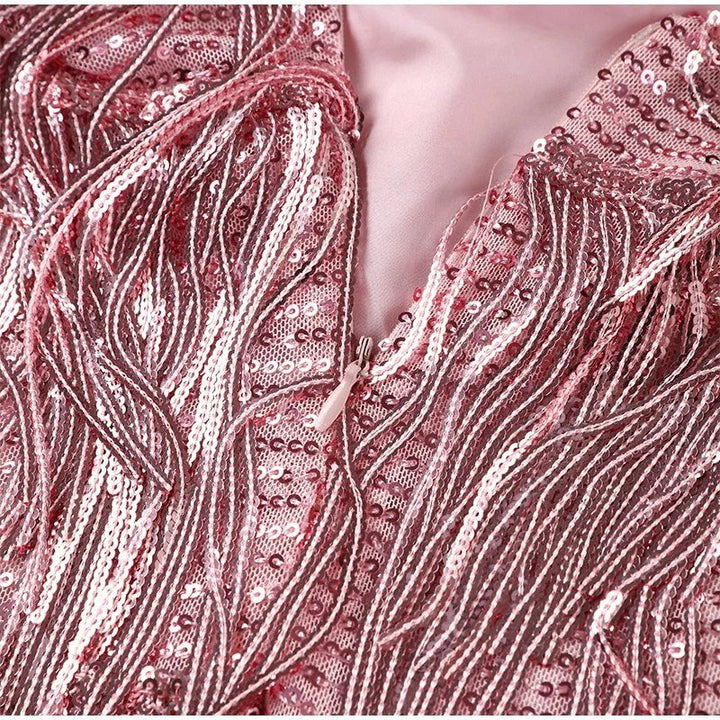 Jemima - שמלת מיני אופנתית עם נוצות