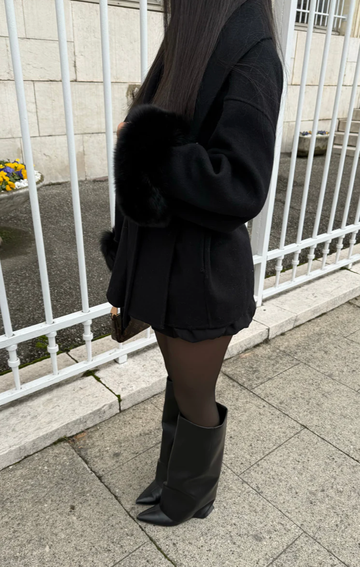 Bryony - מעיל צמר אלגנטי עם פרווה סינתטית