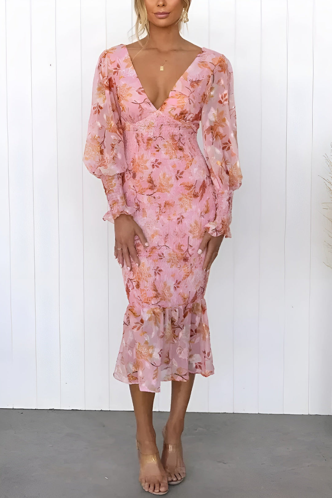 Nayra - שמלת פרחים אלגנטית עם מפתח V