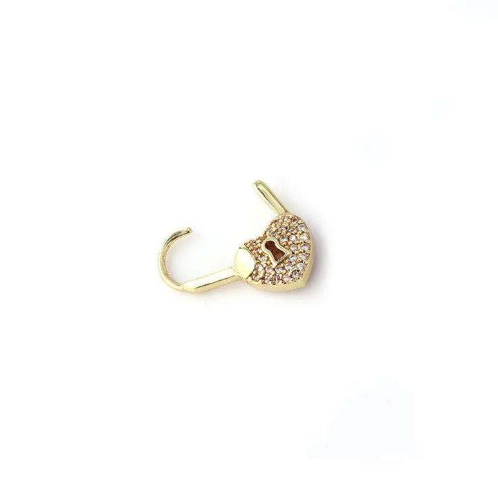 LuxeHeart - עגילי חישוק עם תליון לב