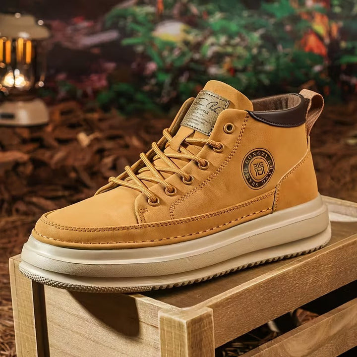 Pavard - מגפי עור אורטופדיים