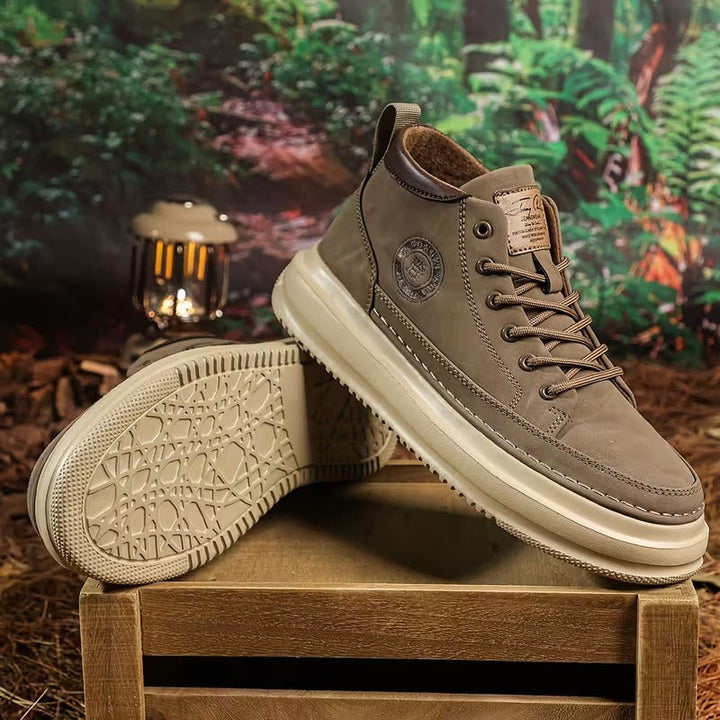 Pavard - מגפי עור אורטופדיים