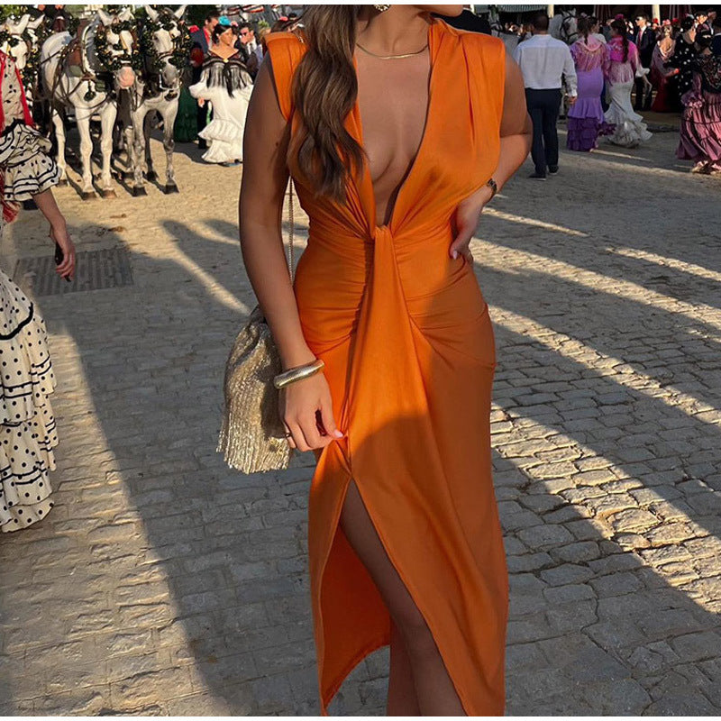 Feera - שמלת מסיבה עם מחשוף עמוק