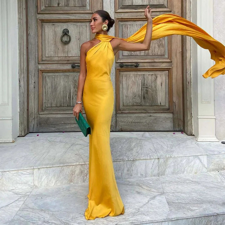 Lucila - שמלת מקסי עם מחשוף סירה