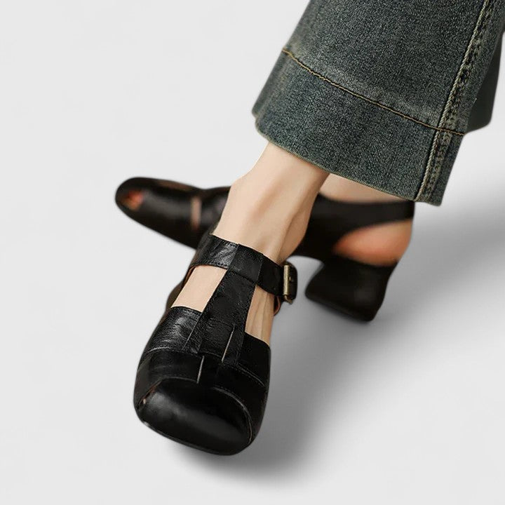 Kathy - סנדל מנהיג עם רצועת אבזם