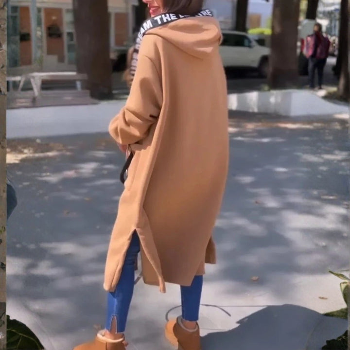 Kirteena - מעיל נוח עם ברדס במידה גדולה