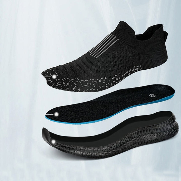 Oakley - נעלי ספורט נושמות עם אחיזה טובה