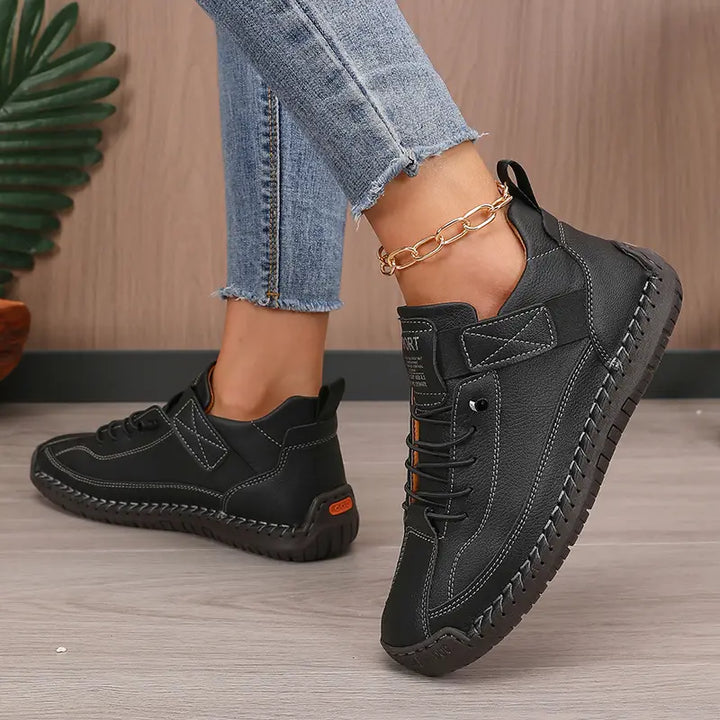 Kimberly - נעלי ספורט נוחות עם סוליה מחוספסת