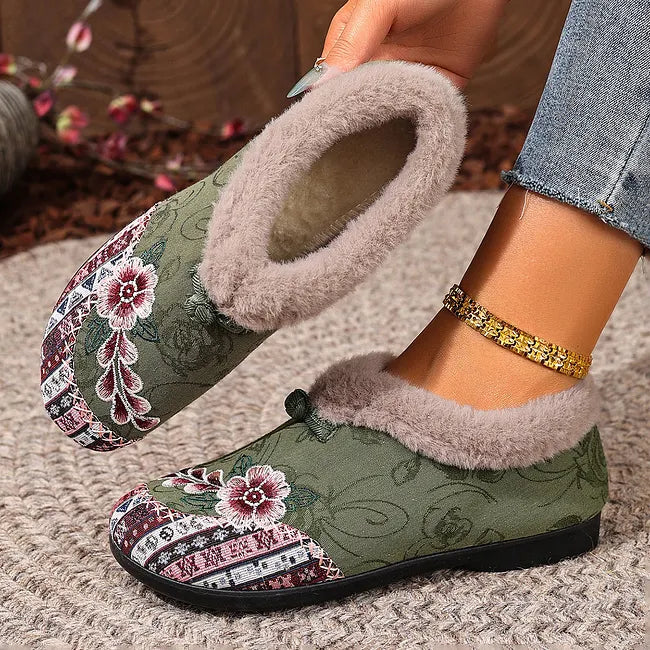 Dannelia - נעליים נוחות מפרווה סינתטית