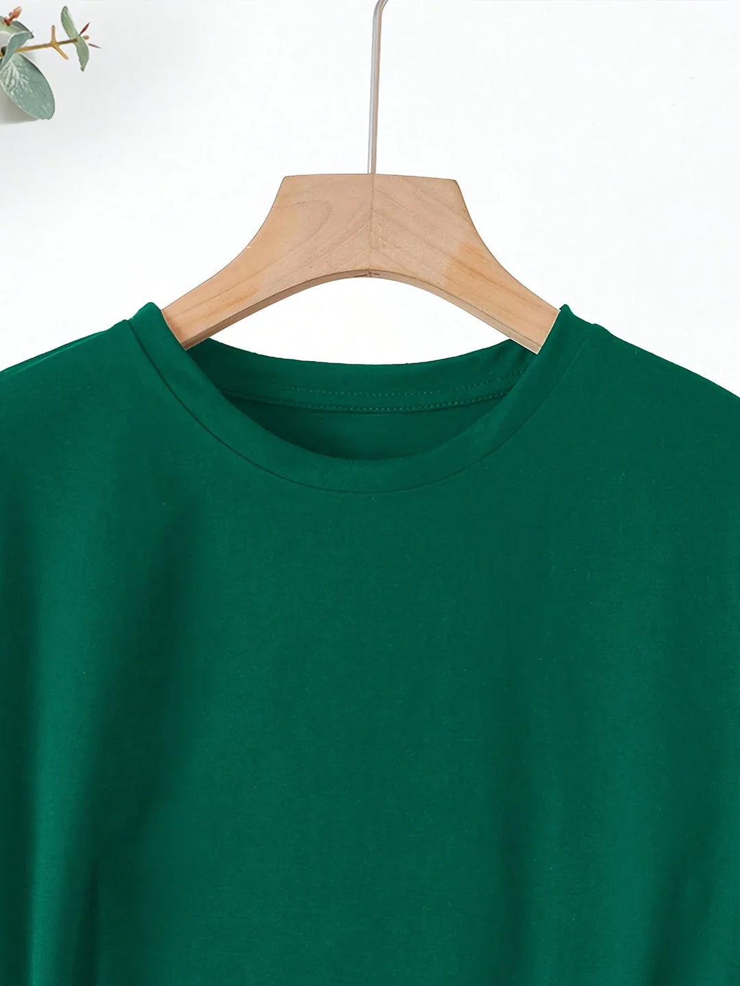 Larson - חולצת טי שרוול קצר בסגנון קז'ואל עם הדפס לב