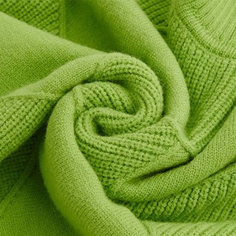 Jorinde - סוודר סרוג עם צווארון גבוה