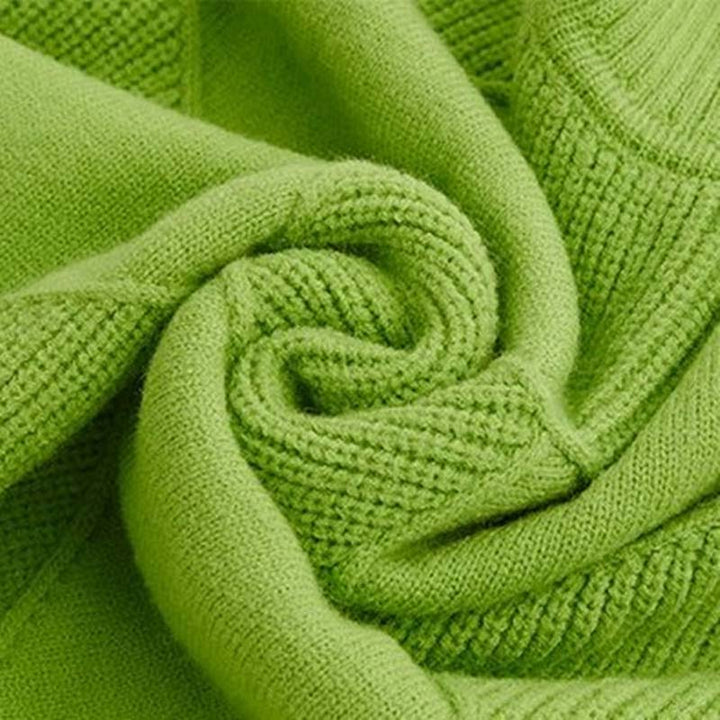 Jorinde - סוודר סרוג עם צווארון גבוה