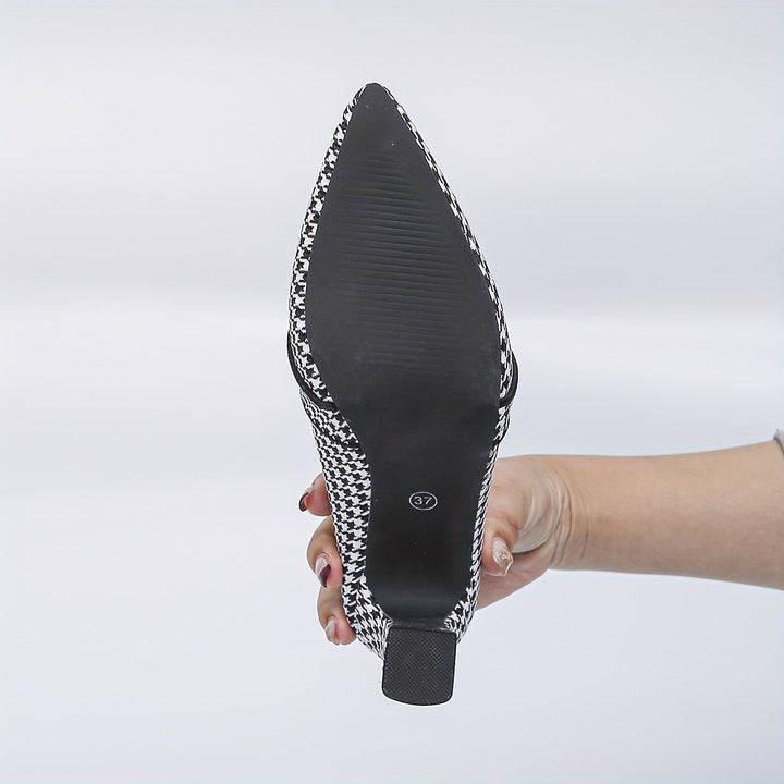 Alison - נעלי עקב קז'ואליות עם בוהן מחודדת