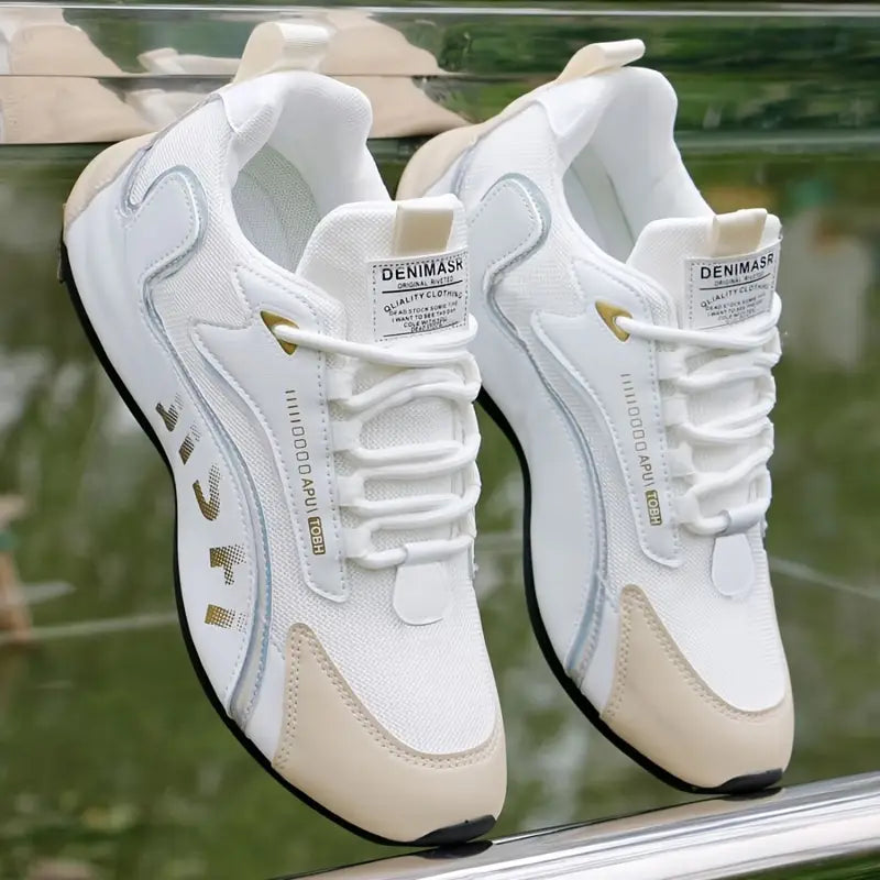 Horace - נעלי ספורט נוחות עם שרוכים