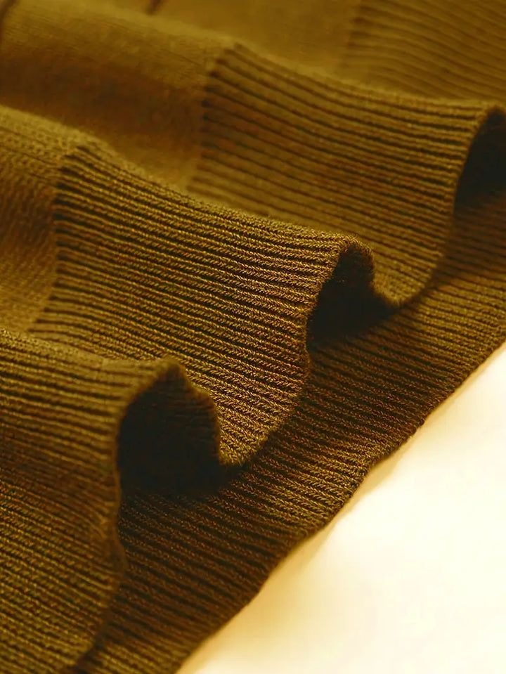 Nunzio - סוודר סרוג נוח עם צווארון גולף