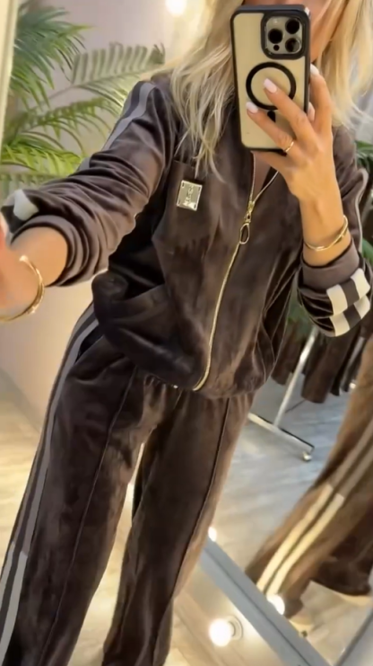 Laoise - חליפת טרנינג מקורדרוי עם גימור פסים