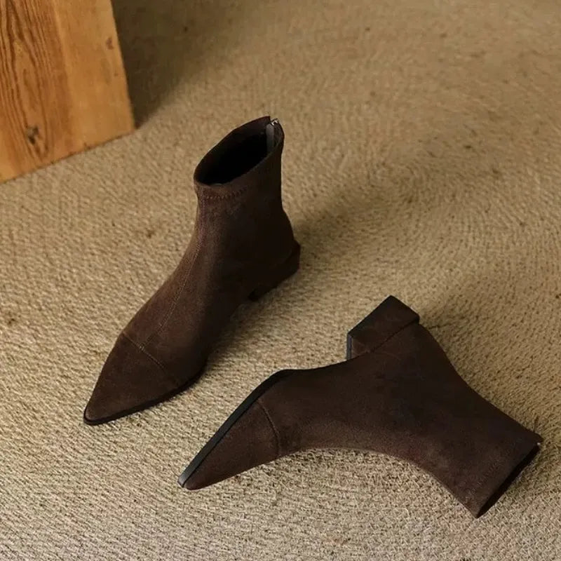 Jerlina - מגפי קרסול מזמש עם קצה מחודד
