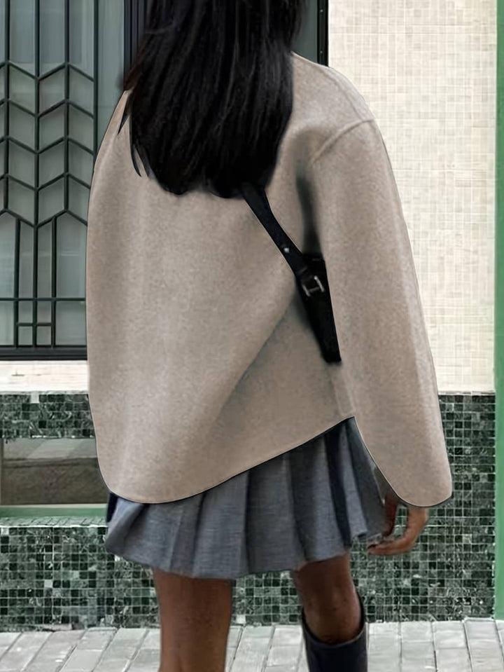 Deanne - מעיל בז' אלגנטי עם סגירה כפולה