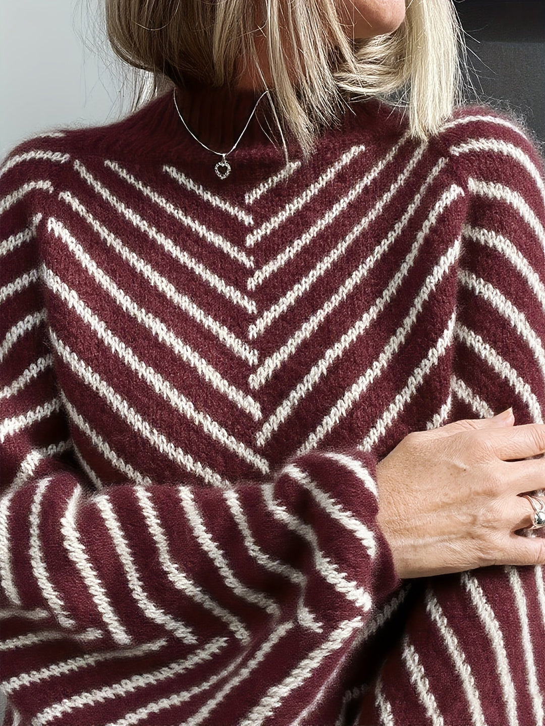 Klarysa - סוודר סרוג קז'ואל עם שרוולים ארוכים