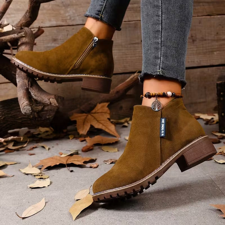 Myrcella - מגף עור אורטופדי קז'ואלי