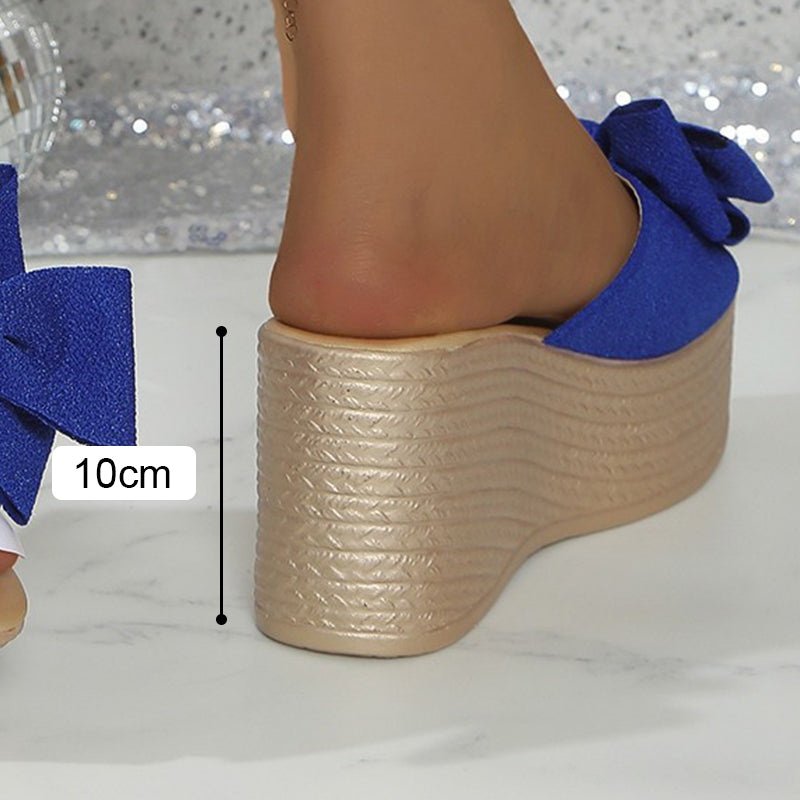 Sloane - נעלי בית נוחות עם קשת וסוליה עבה