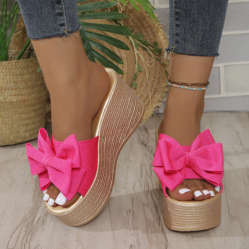 Sloane - נעלי בית נוחות עם קשת וסוליה עבה