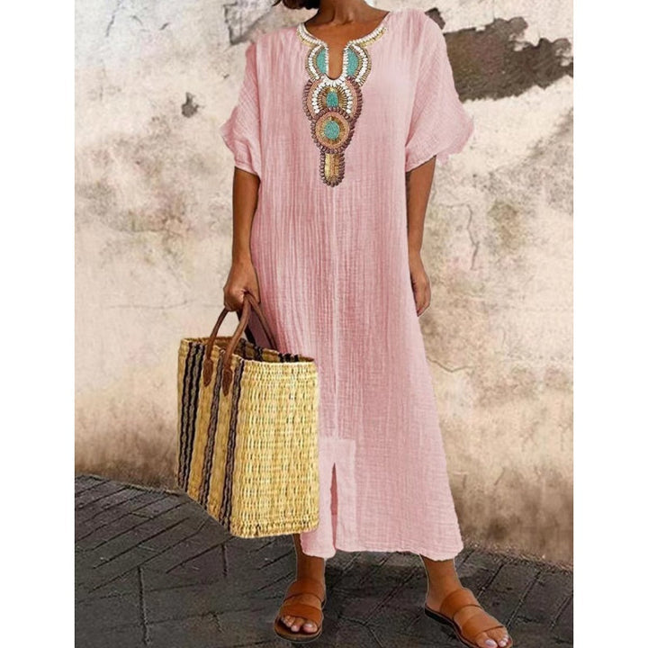 Lioba - שמלת פשתן קז'ואל עם רקמה וחתך